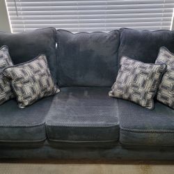 Estate Sale, Bedroom And Living Room Sets