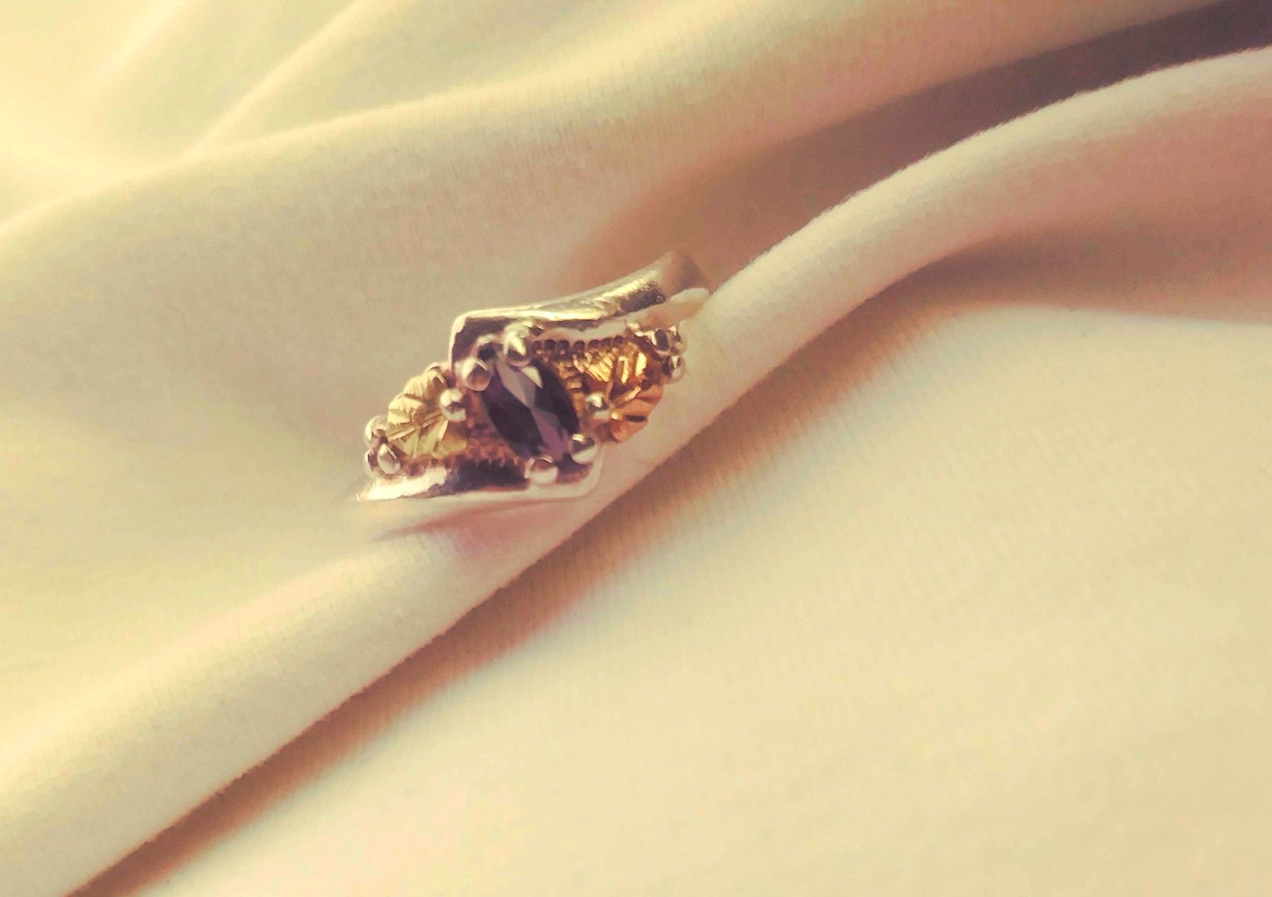 Black hills silver / mystic fire ring