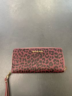 Michael Kors Wallet/Clutch