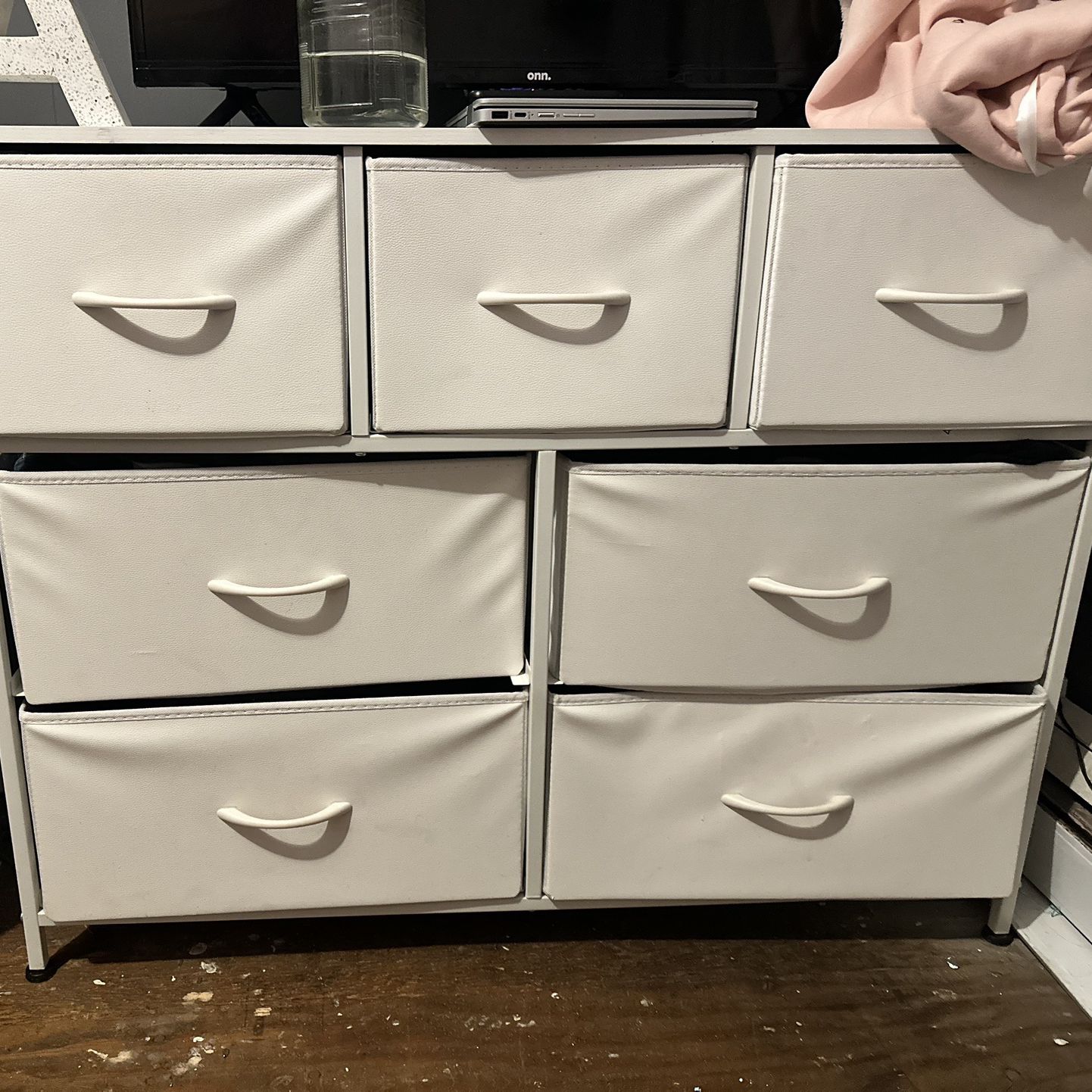 white dresser and nightstand set 