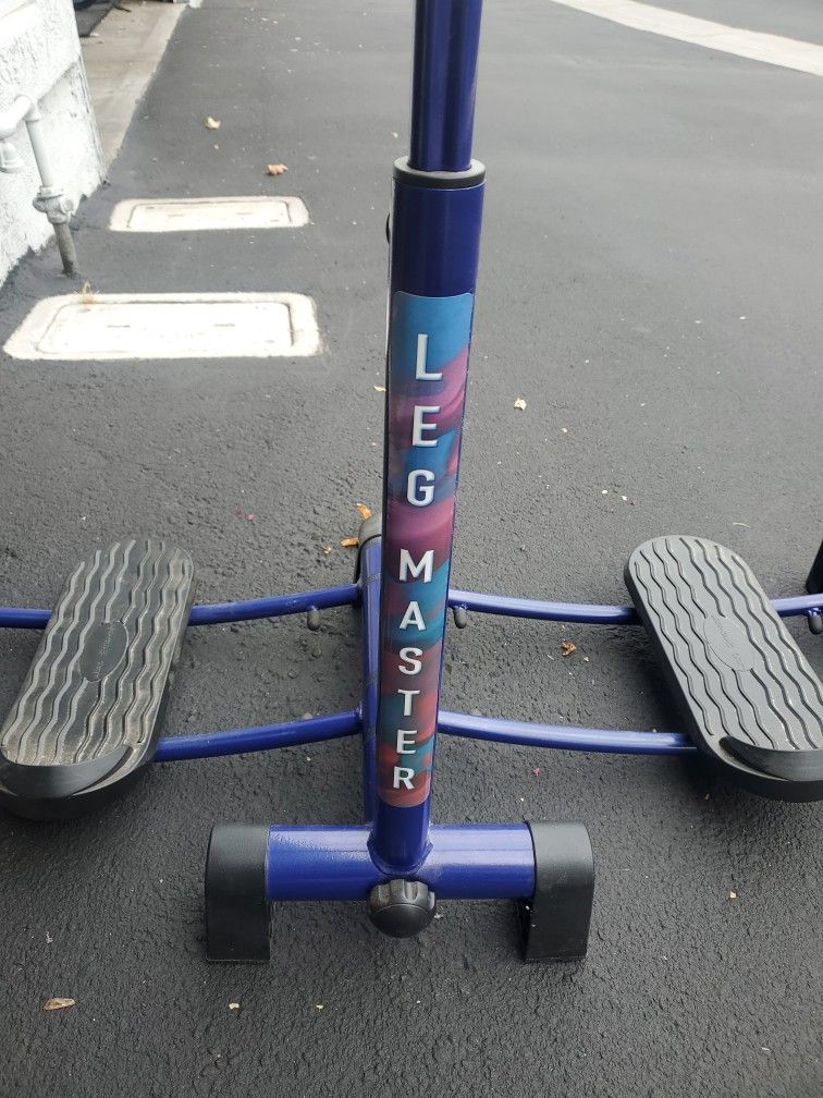 Leg master exercise equipment Just like new never used