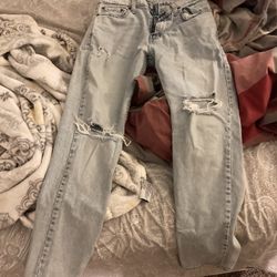 Levi’s Denim Ripped