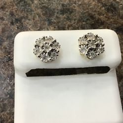 10kt Gold With Diamond Earrings!