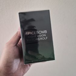 Viktor&Rolf SPICEBOMB Night Vision EDT