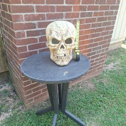 Skull 