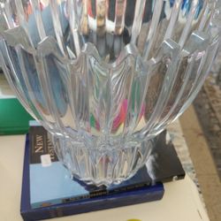 MIKASA LARGE CRYSTAL VASE