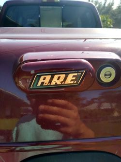 A.R E SHORT BED FORD F250 TOPPER