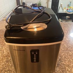 Frigidaire Ice Maker