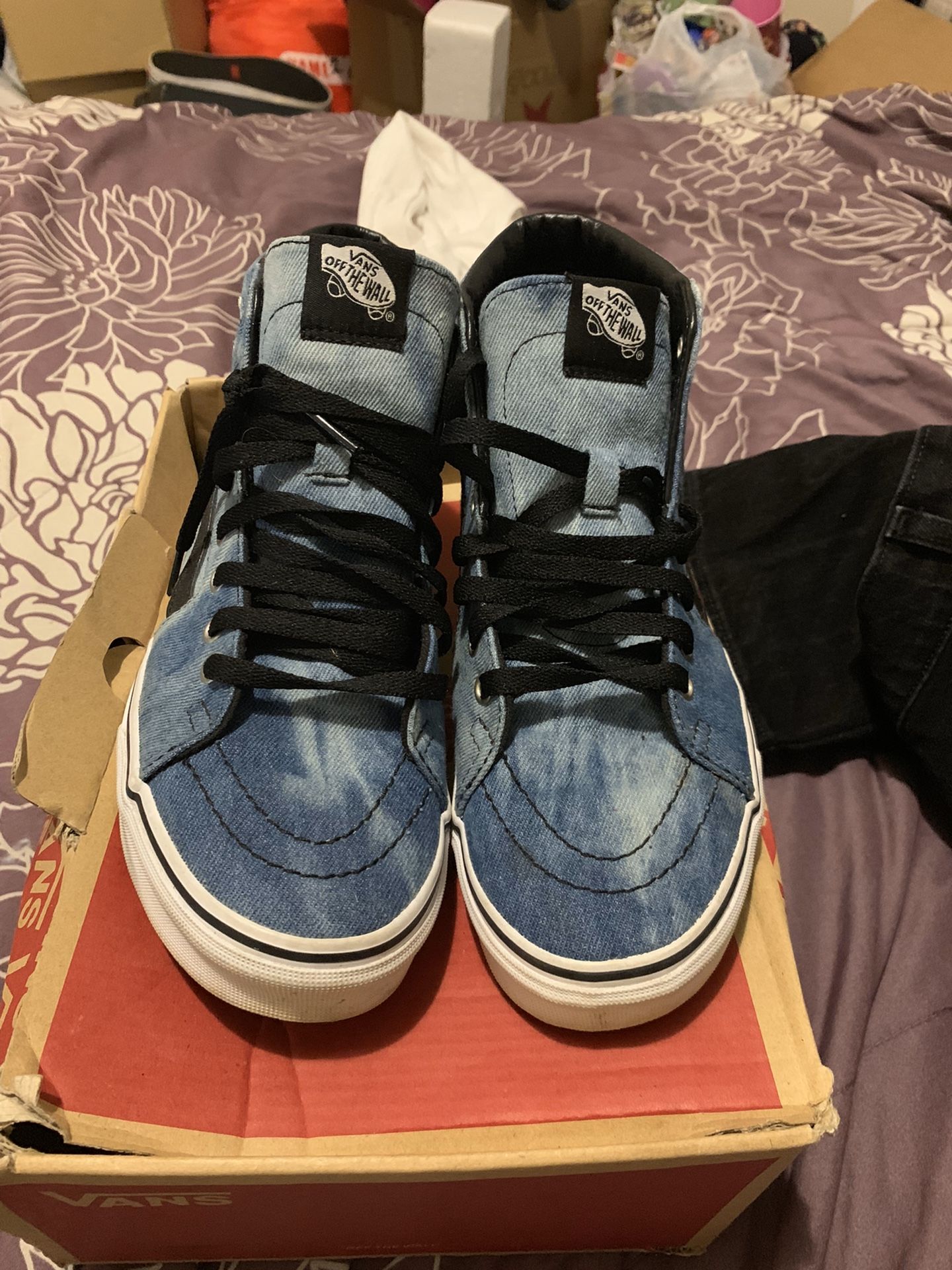 MARKED DOWN! Extremely gently used VANS/size 8 women/6.5 men