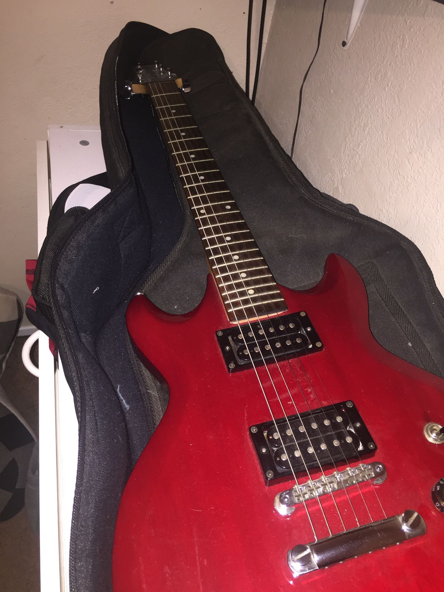 Electric guitar Gio Ibanez