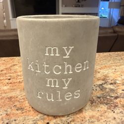 Kitchen utensil Holder 