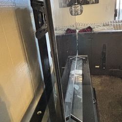 58” Hisense Roku Smart TV