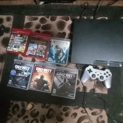 Ps3 With 17 Games. 2 Remotes 160gb