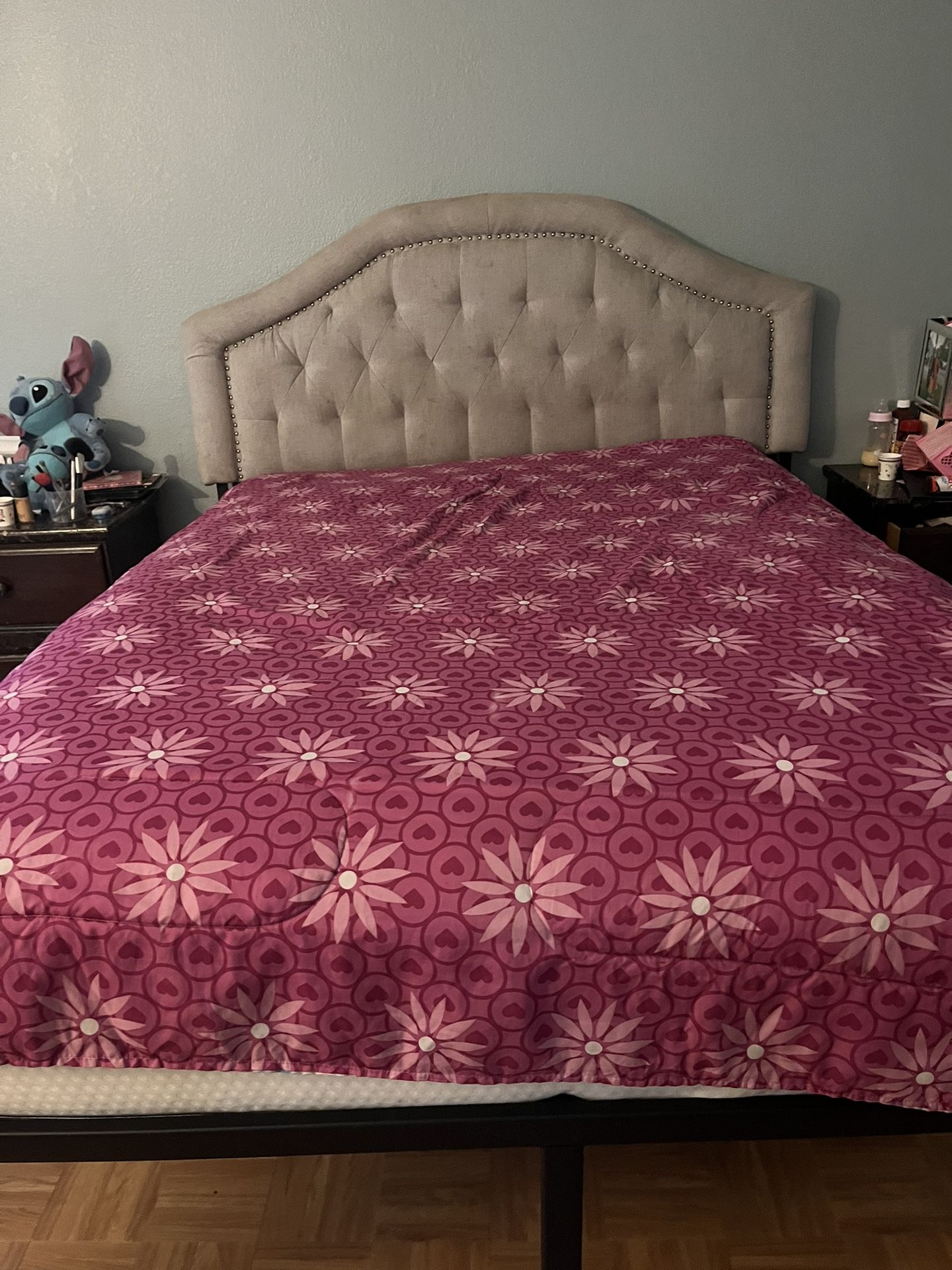 Full Size Bed