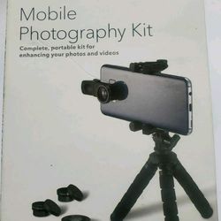 Insignia Bluetooth Tripod Mobile Photography Kit NIB used, missing flash and mic