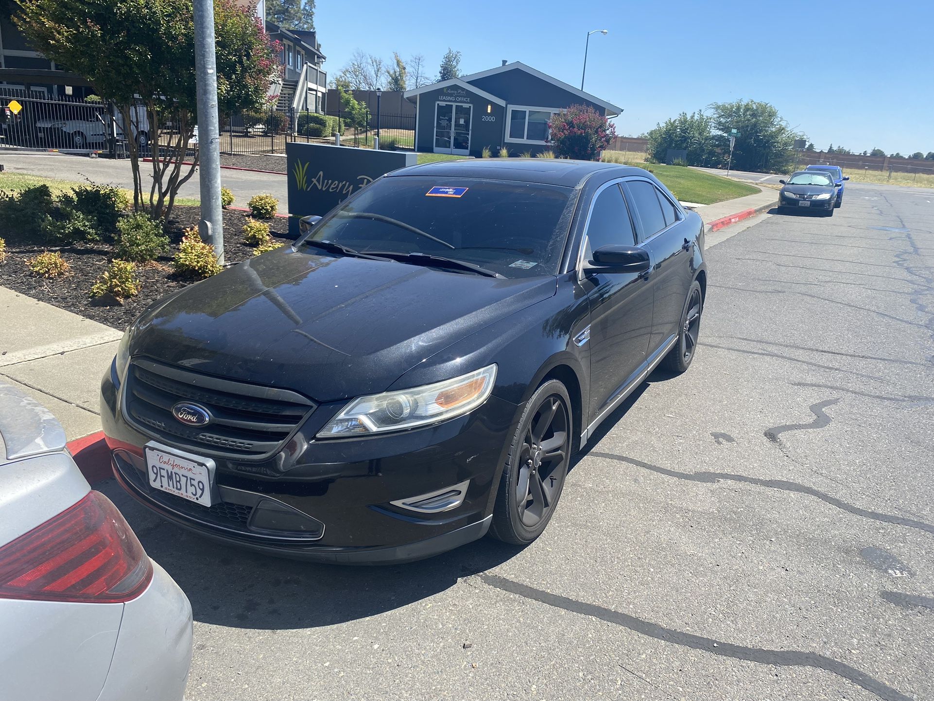 2010 Ford Taurus