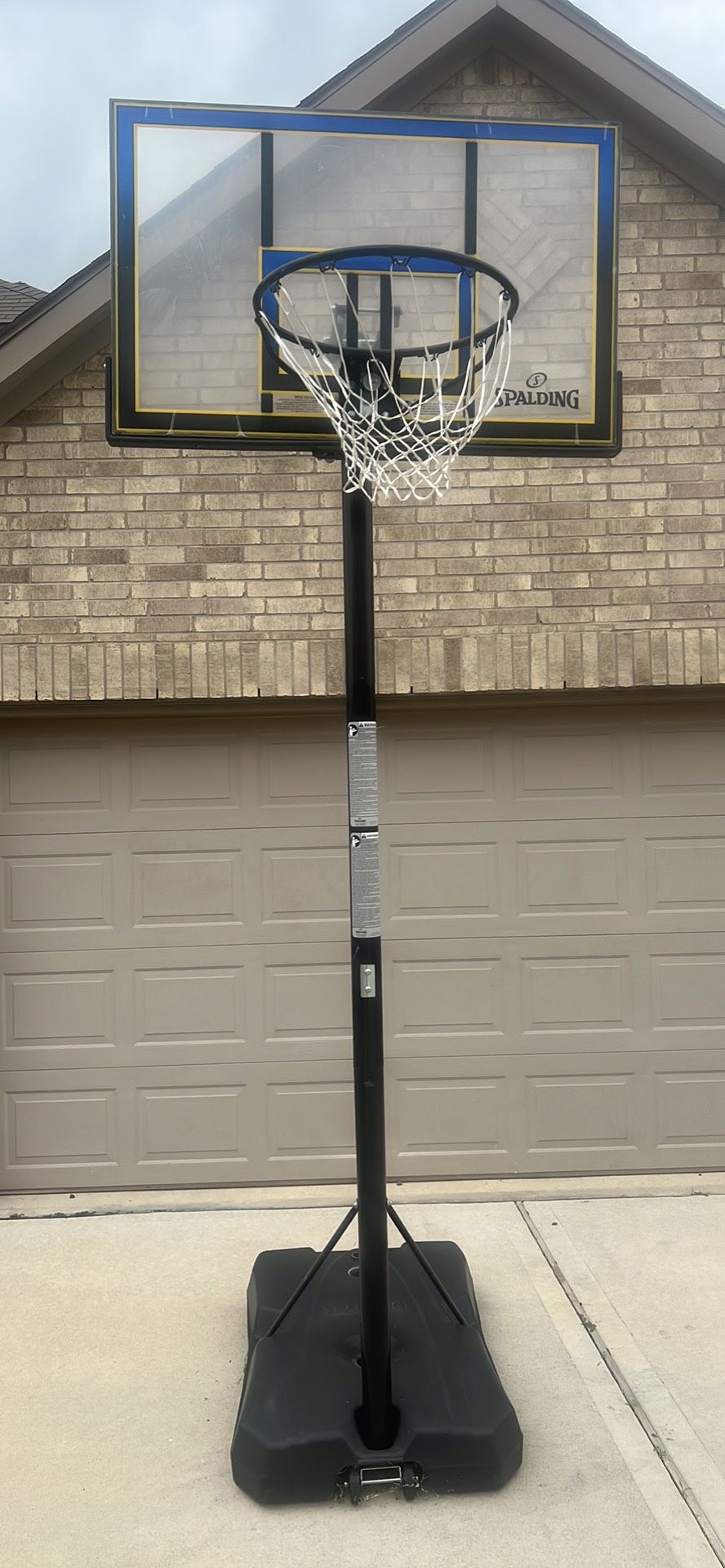 Spalding 44 Inch Adjustable Basketball Hoop