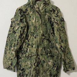 Military Jacket Small Long Parka Working US Navy Type III Combat Army