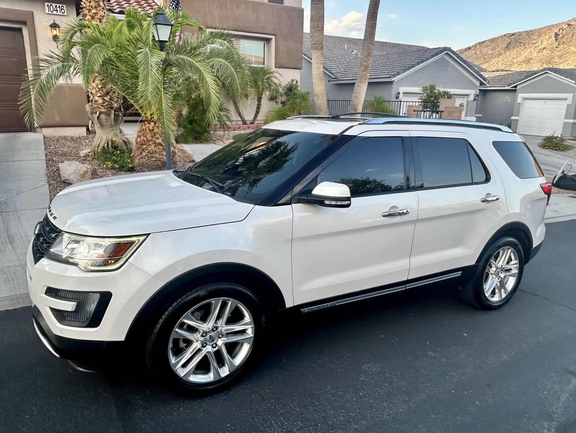 2016 Ford Explorer