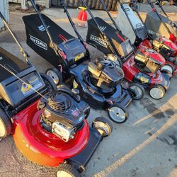 Lawn Mower CRAFTSMAN   ONE YR GARANTY 