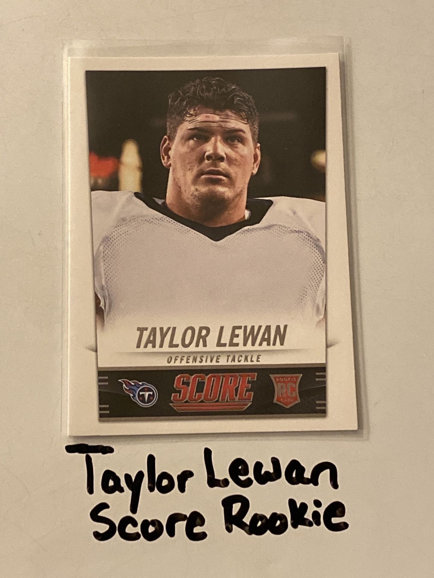 Taylor Lewan Tennessee Titans All Pro Tackle Score Rookie Card.