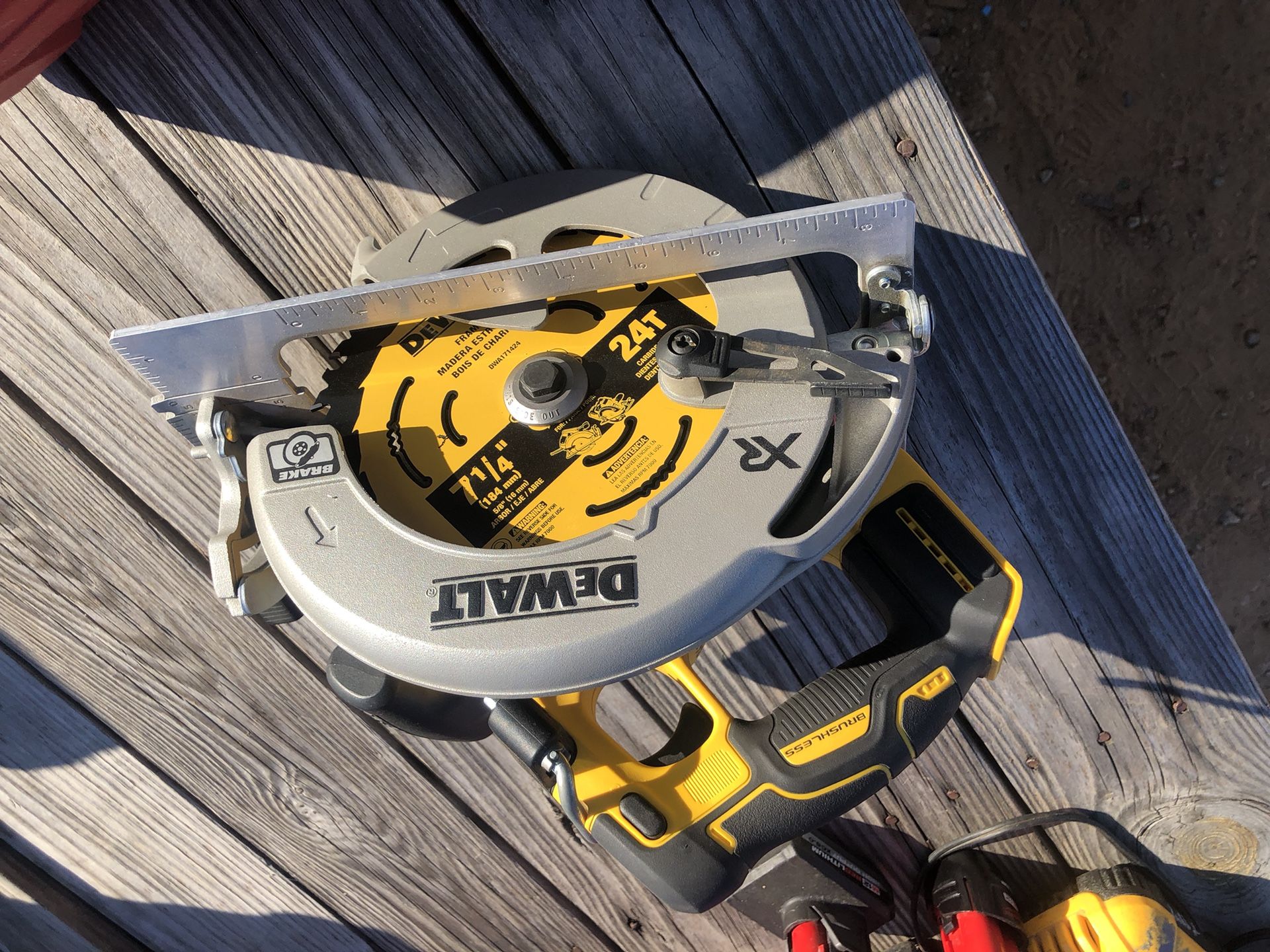 DeWalt XR CIRCULAR SAW