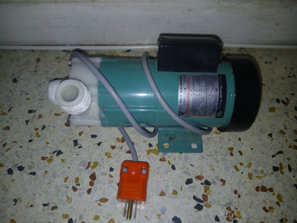 Water PUMP Iwaki MD40RLXT (Japanese Motor)