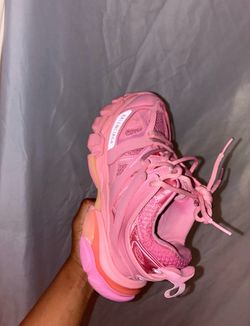 BALENCIAGA TRACK RUNNERS🎀