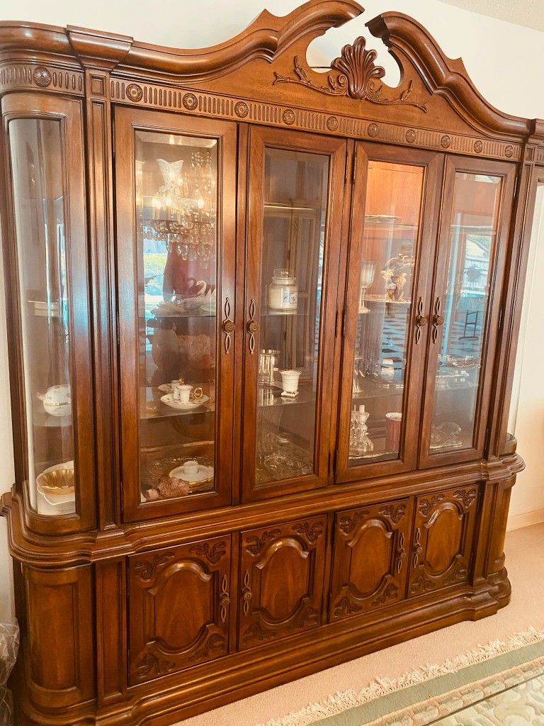 Mid Century China Cabinet made by White Fine Furniture