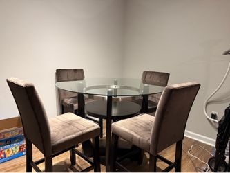 Glass Circle Table