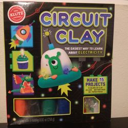 Circuit Clay : The Easiest Way to Learn About Electricity (Paperback)
