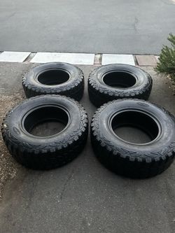 Pro Comp A/T Tires  315/70/17 450$