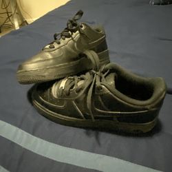Black Air Force 1 Size 7
