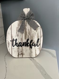 Thankful Decor