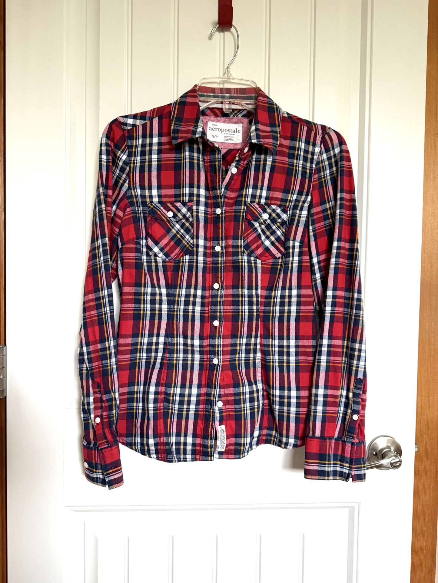 checkered shirt small size in like new condition 