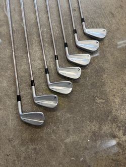 TaylorMade p790 4-PW