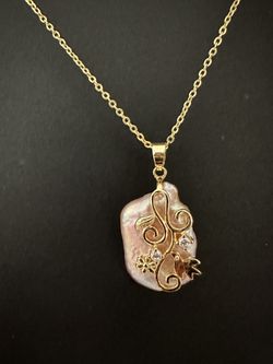 Baroque Pearl Necklace 