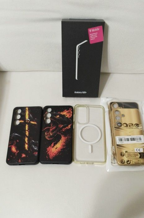 galaxy S25+come with 5 extra Phone Case 