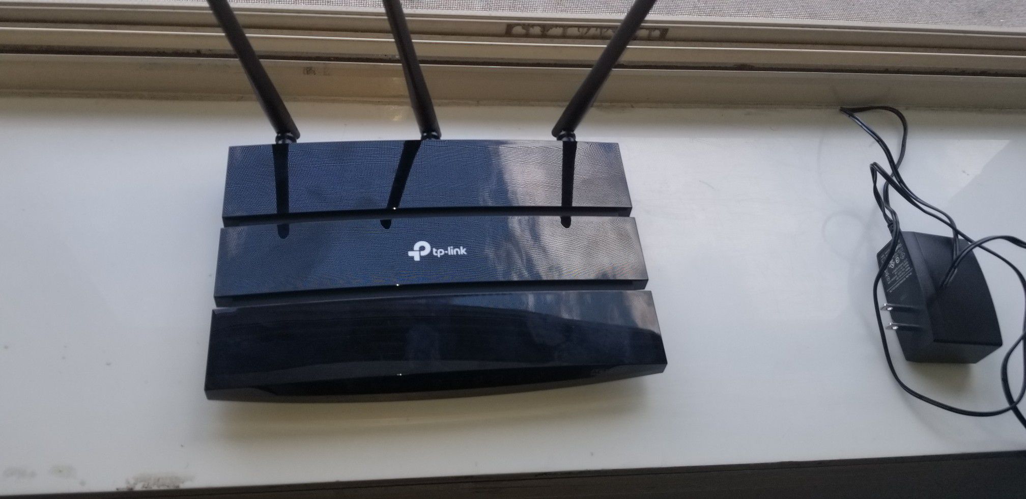 Tp router and extended wife modem
