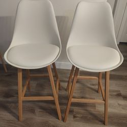 2 Bar stools