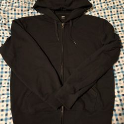 Black Uniqlo Zip Up Hoodie (xs)