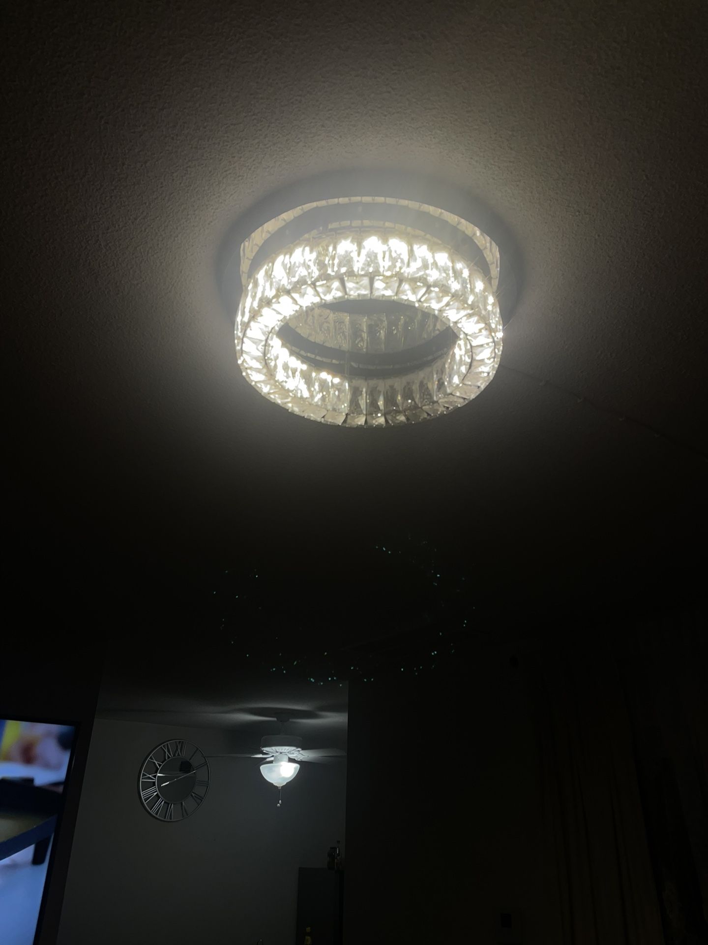 Circle Diamond Chandelier Light