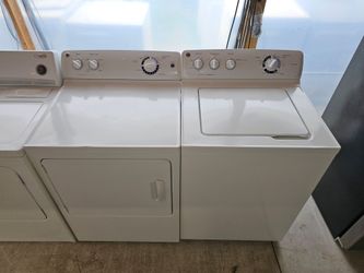 GE Commercial Washer And Dryer Set