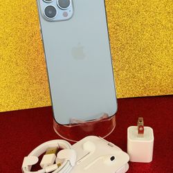 IPhone 13 Pro Max (256gb) Blue UNLOCKED 