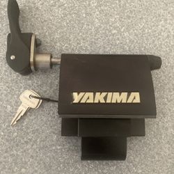 Yakima Bicycle truck Rail Blockhead Locking Rack W/ Keys