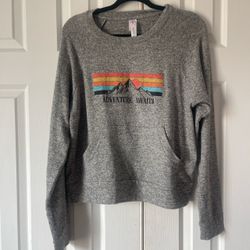 Guru Active  Pull over large Sweater Pre Owend 