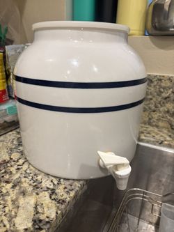 Water Basin Dispenser Ceramic Perfect Condition