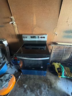 New electric stove