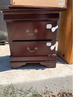 Free twin night stands