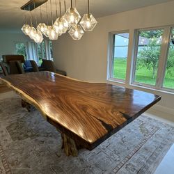 Live Edge Tables 